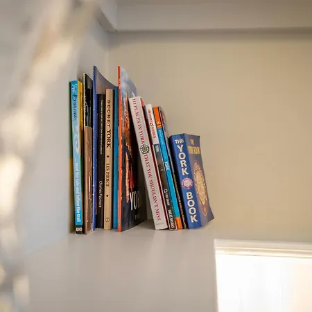 22 Buckingham Street * York